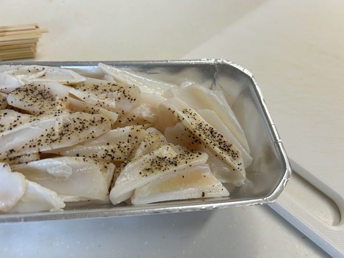 塩コショウが振られているヤゲン軟骨